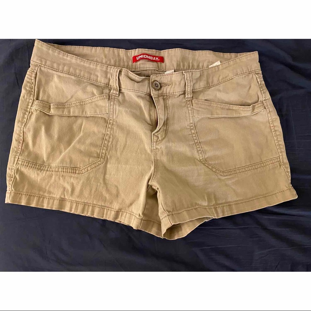 Khaki shorts